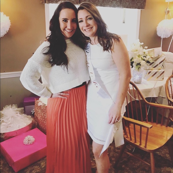 Meet your Posher, Marisa - Picture 2 of 4